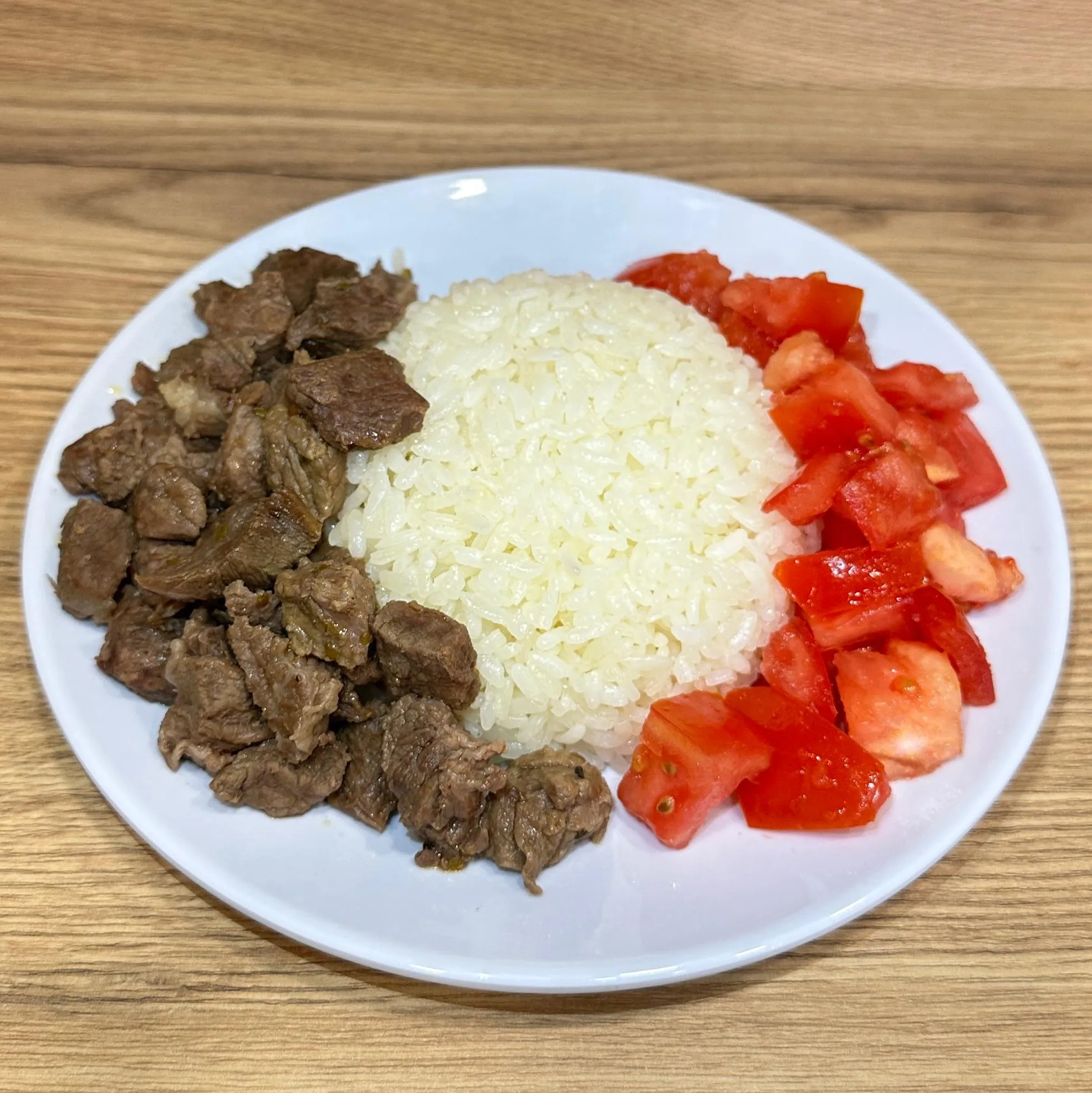 kavurmalı pilav 1 porsiyon